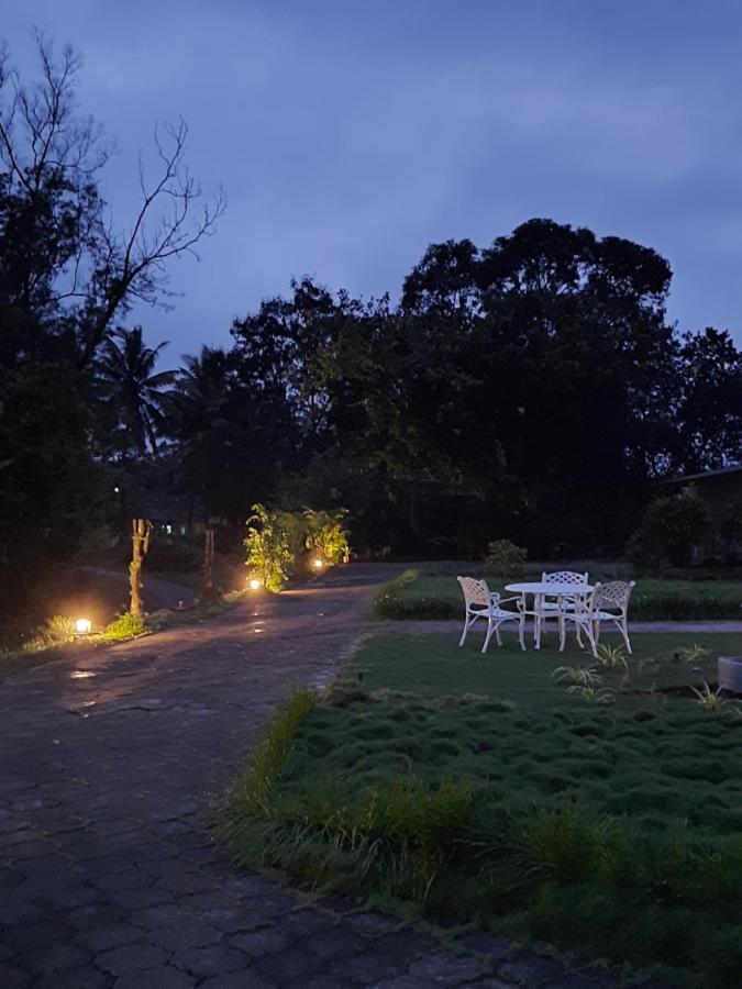 Villa Wodeyarmutt Tropical Luxury Living Sringeri Exterior photo